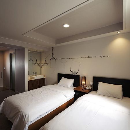 New Suwon Hotel Bagian luar foto
