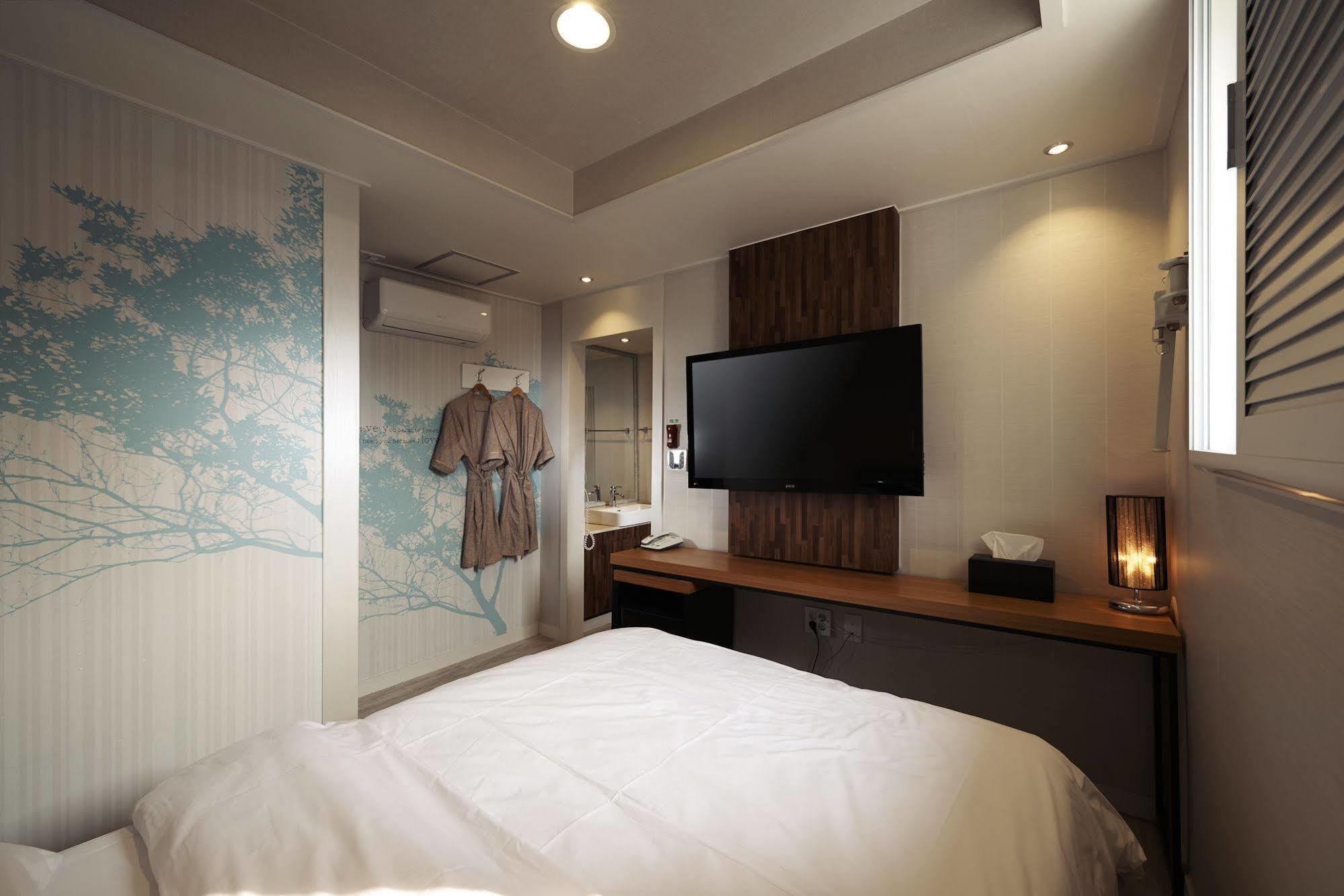New Suwon Hotel Bagian luar foto