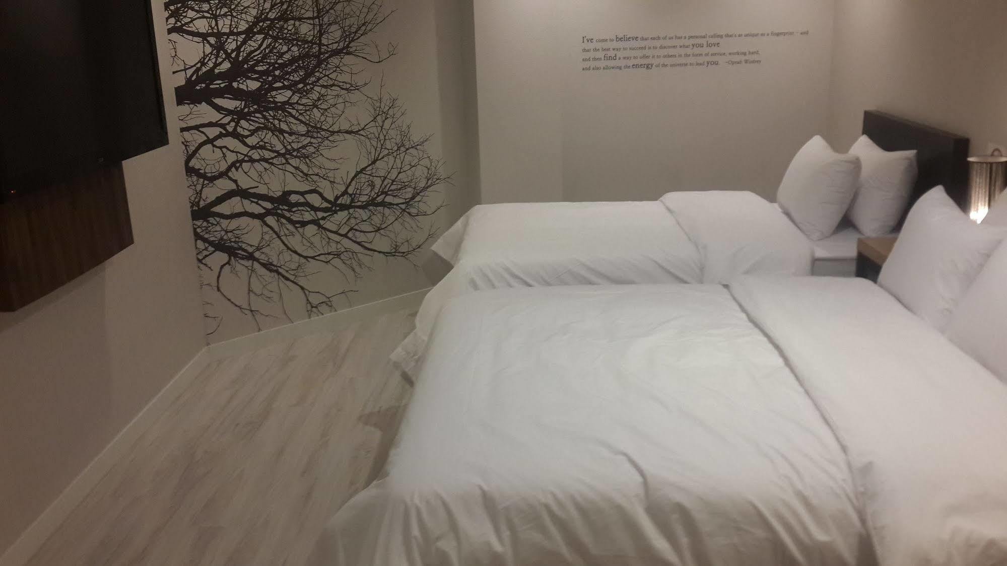New Suwon Hotel Bagian luar foto