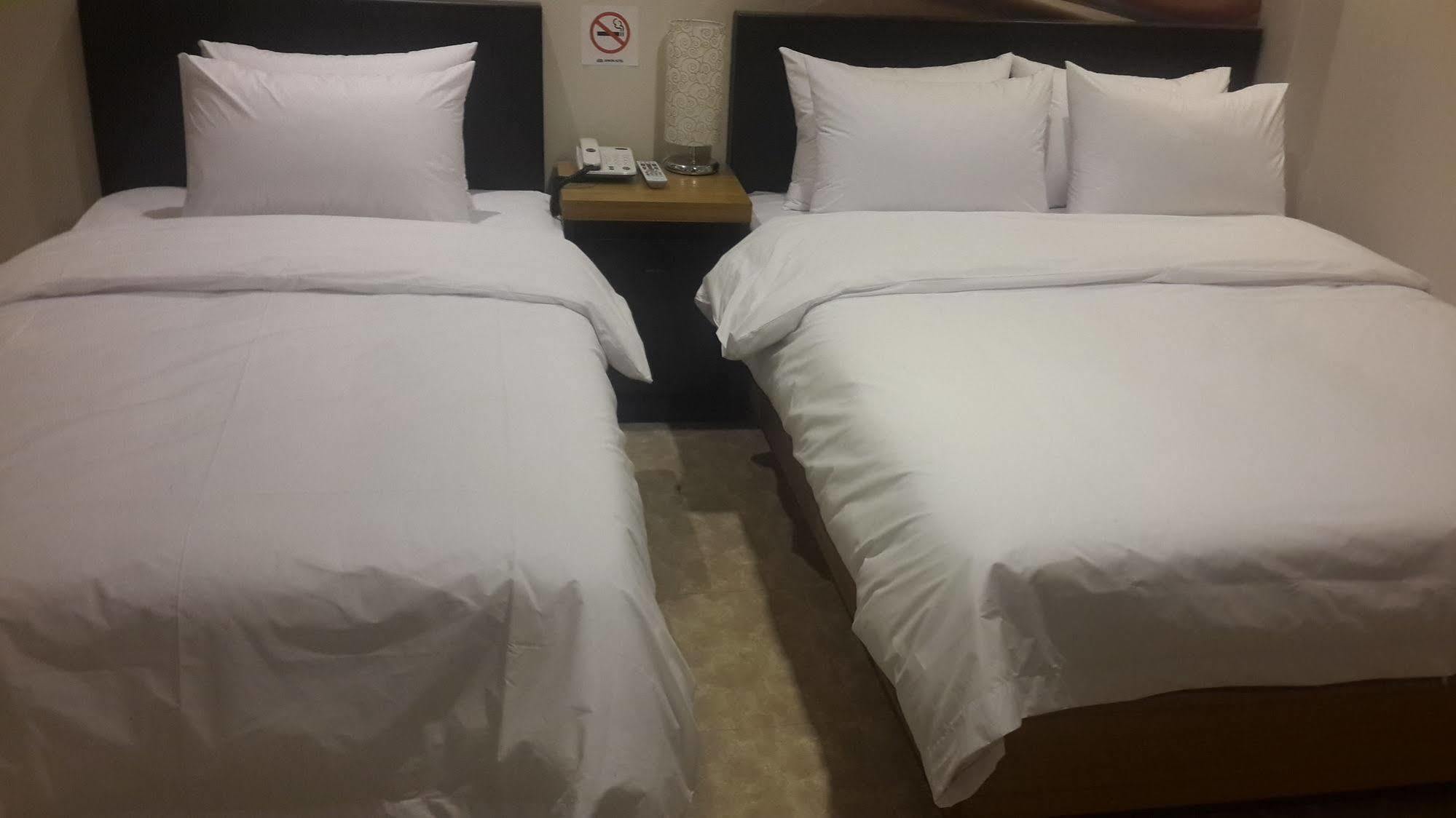 New Suwon Hotel Bagian luar foto