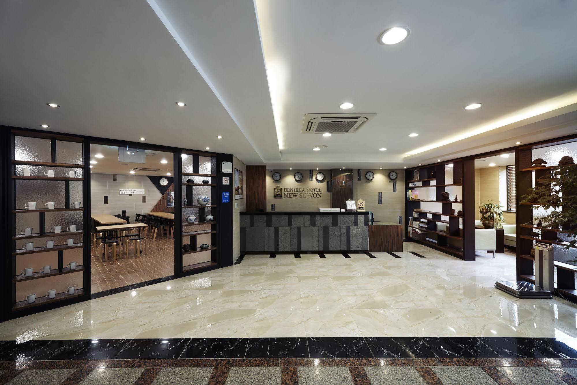 New Suwon Hotel Bagian luar foto