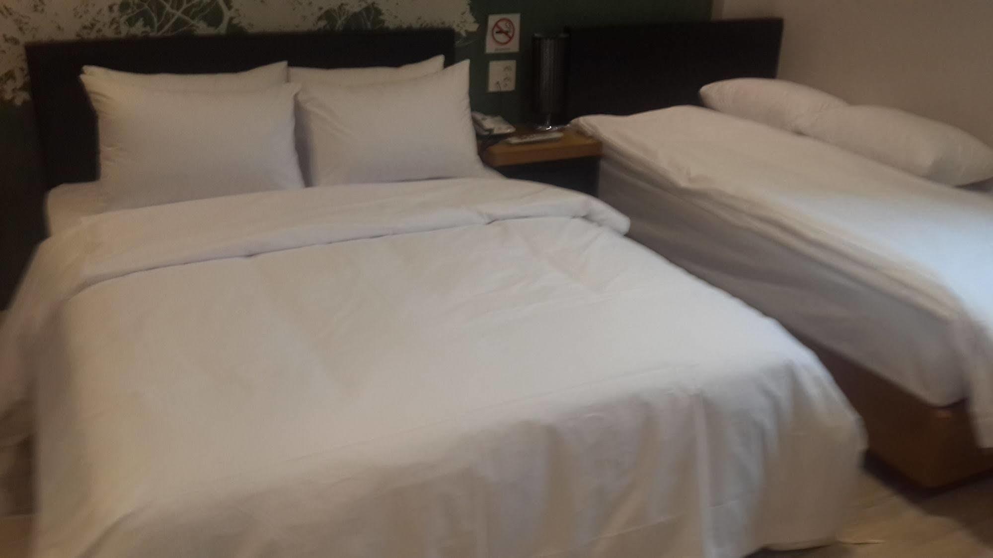 New Suwon Hotel Bagian luar foto