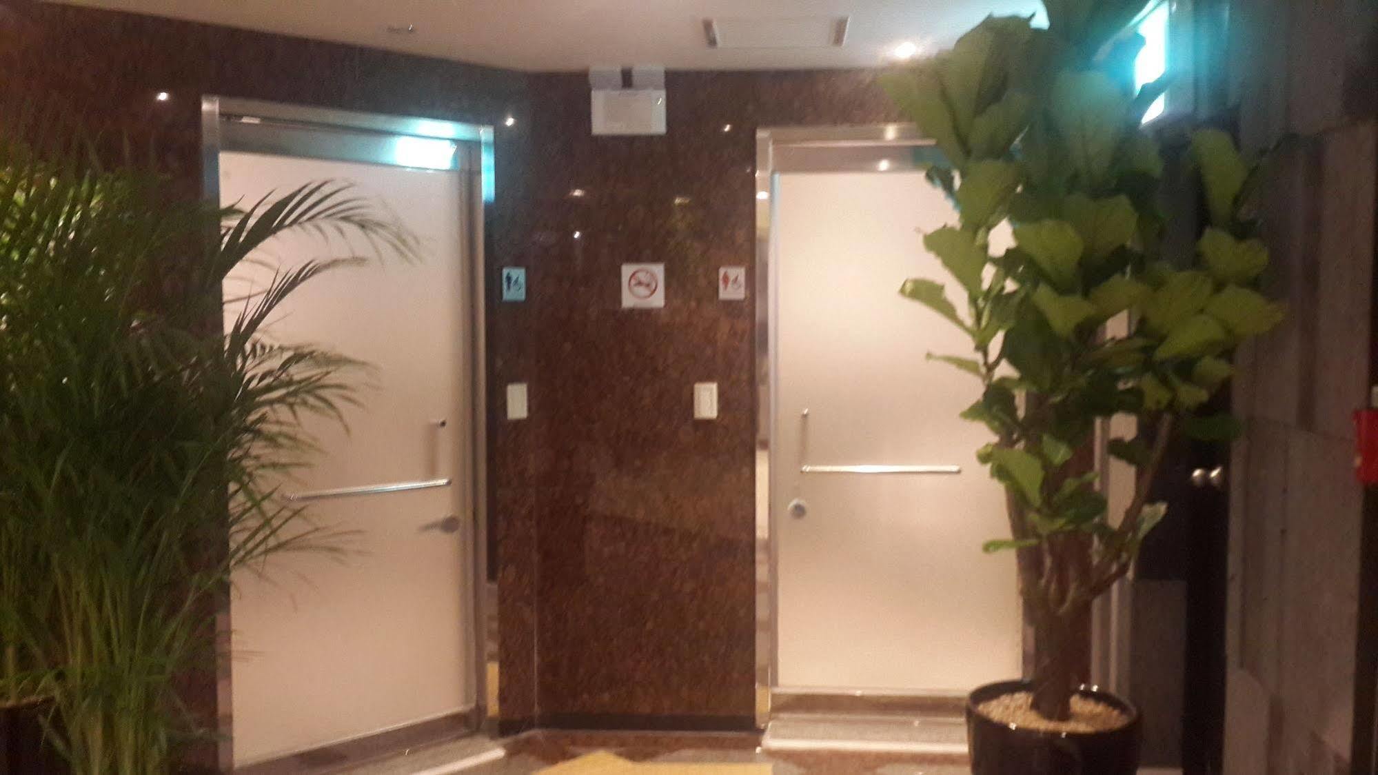 New Suwon Hotel Bagian luar foto